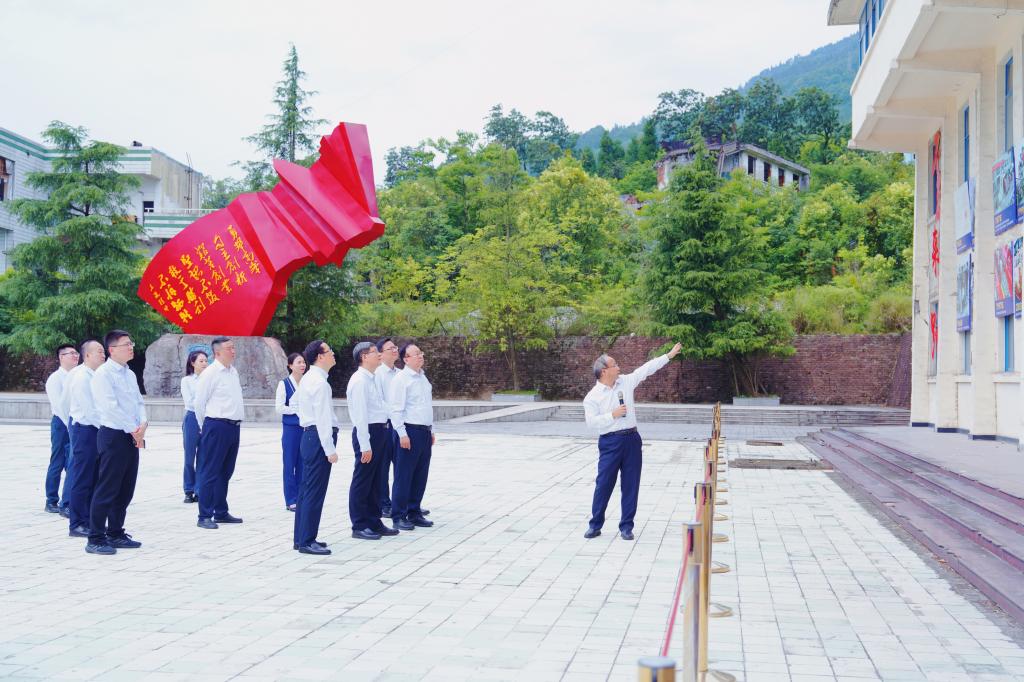 933C2D00A3B99358926119CE8AC_E960259E_1D707