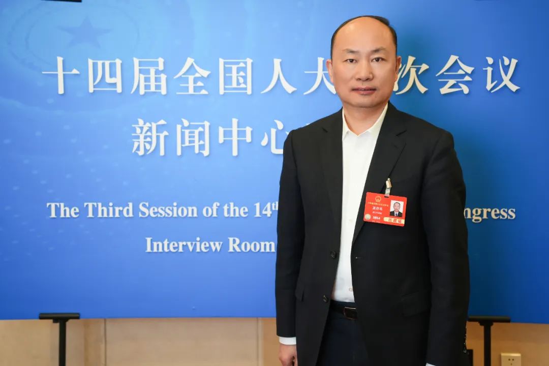 737BD1BEFA2A194E64635879C39_5619ADA9_EF1B