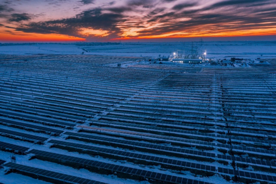 2561AB3451EE7E3CC2D196F041E_2ACA9B1E_C810E