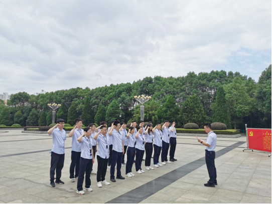 D9EB9ED09D4EEA5EA93E3B768E4_3AE743F8_D7E39