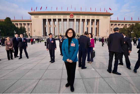 75557D69C09A9E1E35FF35578F6_889E4A6F_C89C3